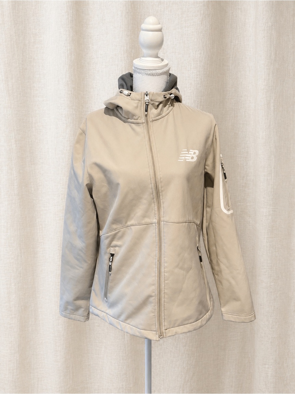 New Balance Women's Beige Hooded Utility Jacket